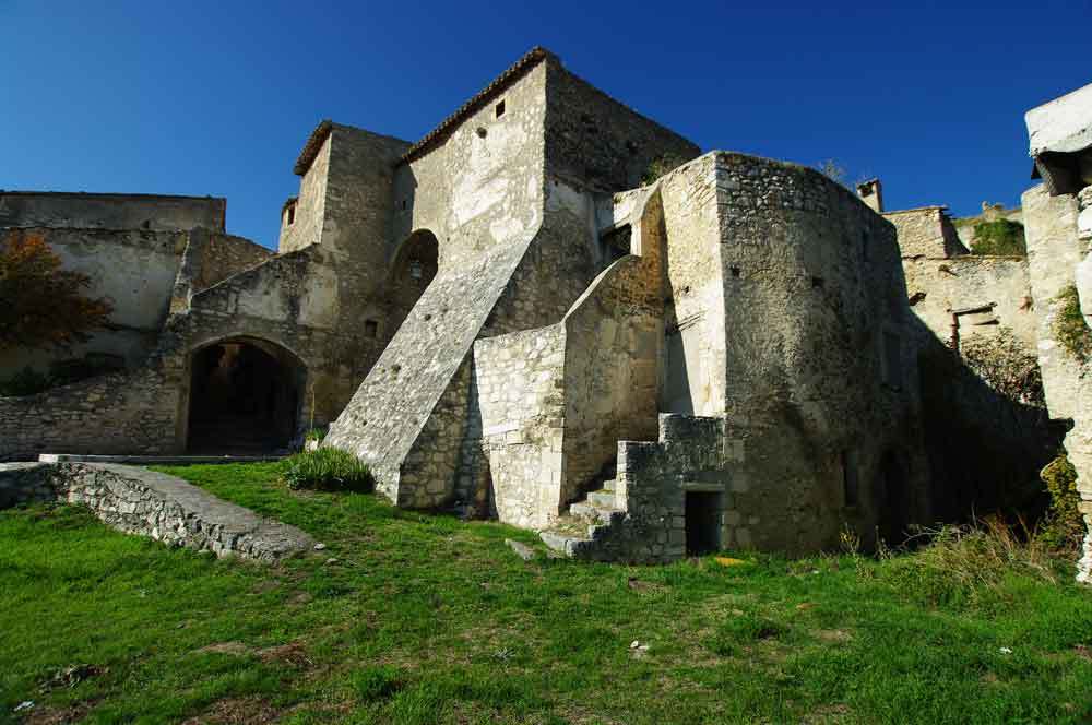 Borgo-di-Navelli-25
